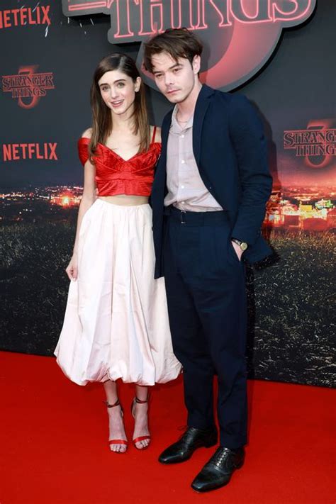 Natalia Dyer And Charlie Heaton Stranger Things Couples Best Looks