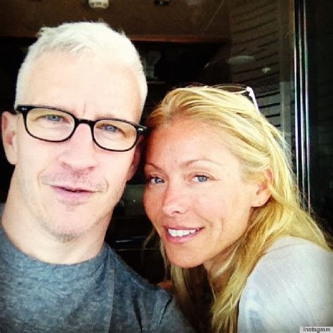 Kelly Ripa Poses For No Makeup Photo With Anderson Cooper Pics