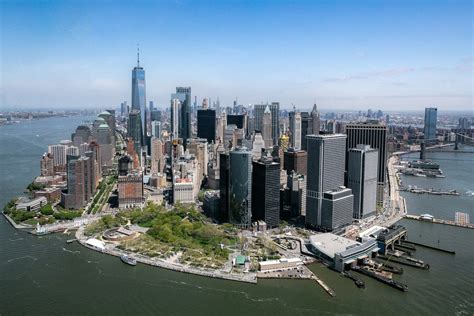 Manhattan's tallest condo building, Central Park Tower, joins a flooded luxury market | South ...