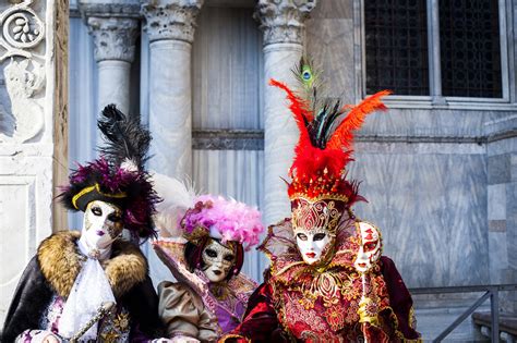 A Round Up Of Stunning Photo Posts From The Venice Carnival Wanderarti