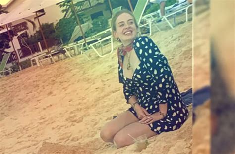 See more ideas about adele, adele style, adele adkins. Singer Adele looks Totally unrecognizable in her new ...