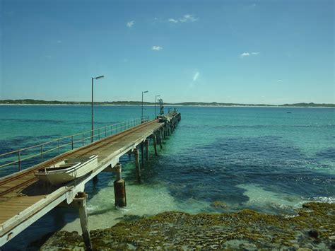 Vivonne bay has a magnificent beach and harriet river with the vivonne bay jetty. SMHuang's Travel Book: Kangaroo Island - Vivonne Bay - Jan ...
