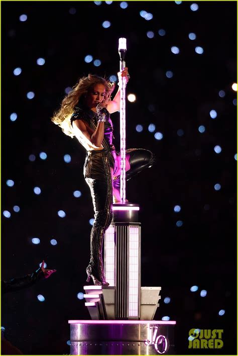Full Sized Photo Of Jennifer Lopez Pole Dance Super Bowl Halftime Show 12 Photo 4428677 Just