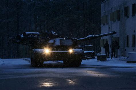 M1a2 Abrams During Night Exercises Tank Wallpaper Tank Military