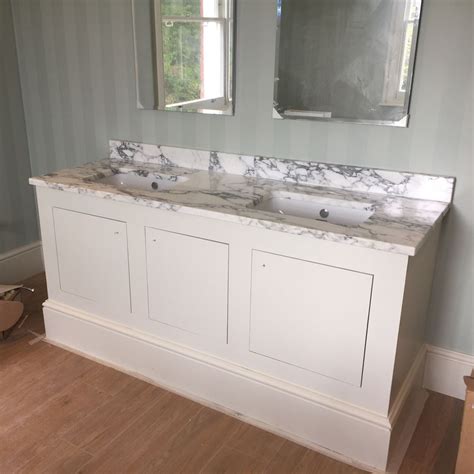 A lovely blend of clean whites and distinctive veining, arabescato venato marble brings sophisticated style to the room. Arabescato Marble Vanity Top | Marble vanity, Marble vanity tops, Vanity