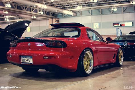 It is one of the most loved japanese cars of all time and has appeared in all kinds of different movies, video games and much more. Blaze Red Mazda FD RX7 - CCW LM20 Forged Wheels - CCW Wheels