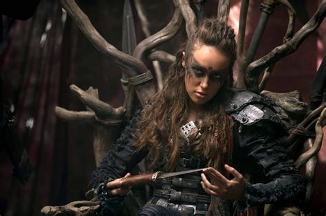 Download The 100 Series Regal Commander Lexa Wallpaper