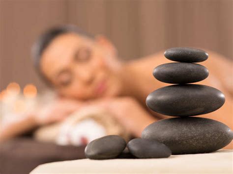 Hot Stone Massage From Hot Stone To Poultice Massages To Soothe The Body And Mind The