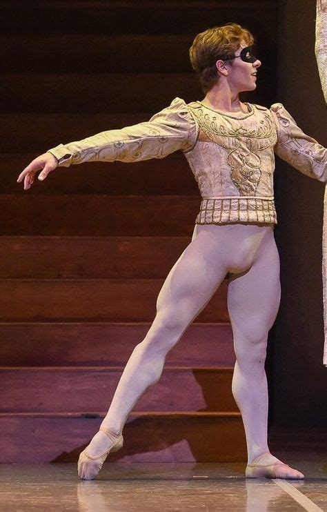 male ballet dancer — male ballet dancers sport outfit men