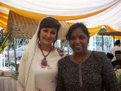 Shariffa sabrina syed akil, president of pertubuhan pelindung khazanah alam malaysia (peka), and norhayati shahrom, the nonprofit's administrator, were detained by shariffa and norhayati have now fallen afoul of the very same law. Puan Sri Shariffa Sabrina Syed Akil Wikipedia