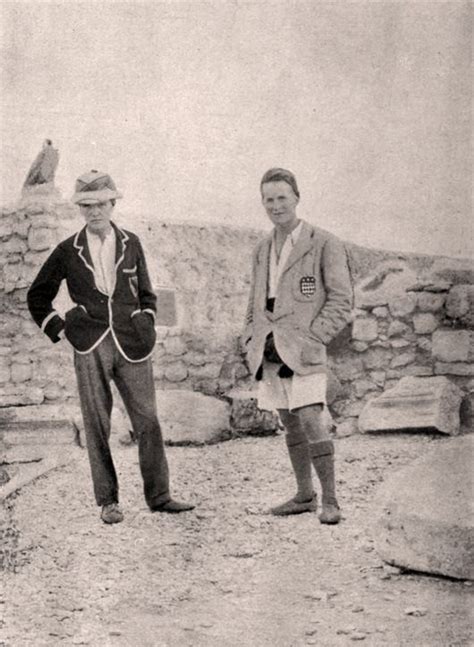 Archaeologist C Leonard Woolley Left And Te Lawrence At The