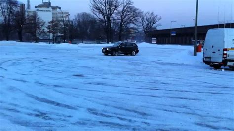 Bmw X3 Drift On Snow Youtube