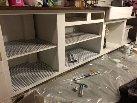 With a shelf liner, it becomes quite easy to deal with the spillage coming out of leaks. Kitchen cabinet liner ideas | Hawk Haven
