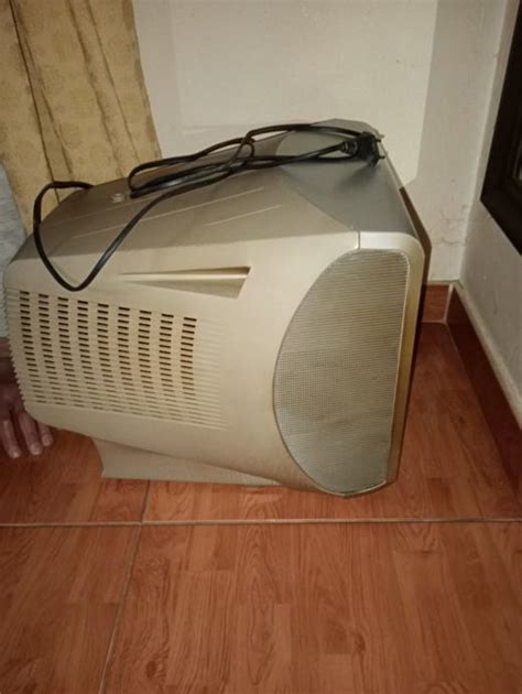 Sony Crt Kv 14lt1e Prodajem