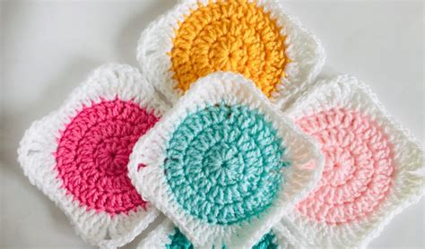 Crochet patroon flower granny square free pattern crochet. Circle Granny Square Free Crochet Pattern