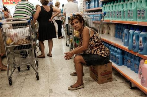 Road To Rio Brazil S Middle Class Dreams On Hold As Recession Hurts Households