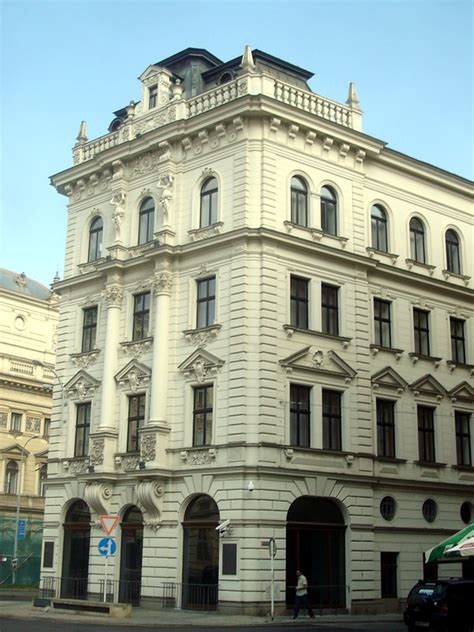 Česká národní banka (čnb) je centrální banka české republiky a orgán, který vykonává dohled nad finančním trhem v zemi. ČNB (Česká národní banka) - Brno