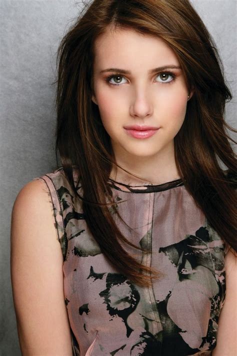 Emma Roberts As Valerie Young Bridgets Older Sister And Ghostly