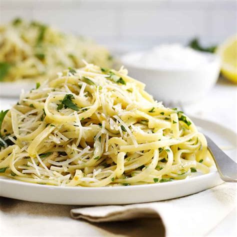 This link is to an external site that may or may not meet accessibility guidelines. Pasta Aglio e Olio {Pasta with Garlic and Oil} - Pinch and ...