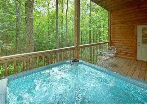 Lovers Paradise A Romantic Escape For Couples Cabins For Rent In
