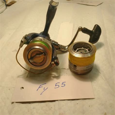 DAIWA REGAL 2500 Xia Spinning Reel Left Or Right Hand With Extra Spool