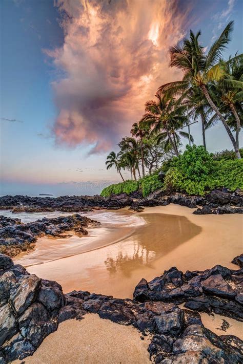 Makena Secret Beach At Sunset In Maui Hi Stock Image Image Of
