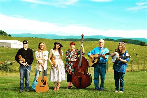 Their lineup includes international singers and professional musicians from 11 different countries. Whitetop Mountain Band — Richmond Folk Festival