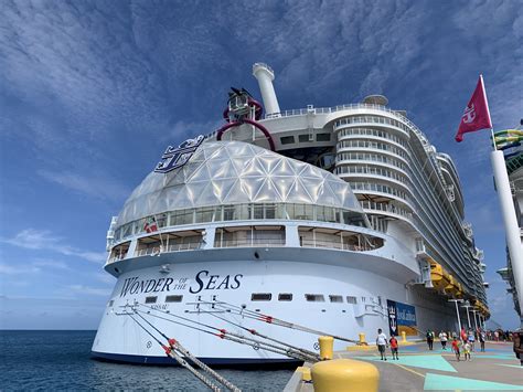 Royal Caribbean Wonder Of The Seas The Largest Cruise Ship In The