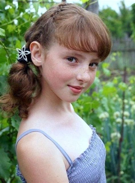 Pin By Sprat On Portraits In 2019 Cute Young Girl Teen