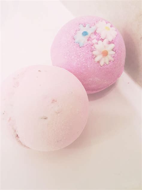 Everything Pink — Dollyful Cute Little Bath Bombs