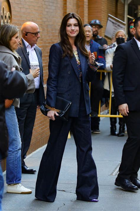 Anne Hathaway Looks Amazing In A Denim Pantsuit While Leaving The View