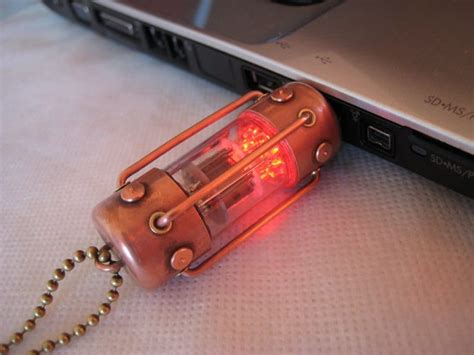 Pentode Steampunk 16gb Usb Flash Drive Is Intriguingly Tasteful