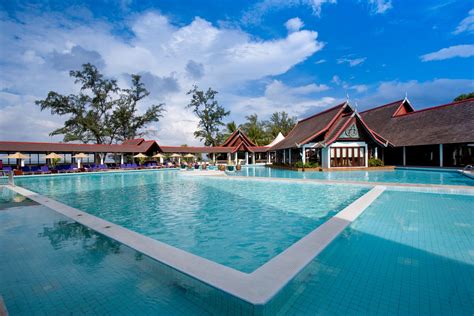 U zenmaya phuket resort is the best place to stay while in phuket, thailand. Phuket Thailand