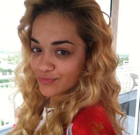 Rita ora looks simultaneously unrecognizable and gorgeous without her signature smoldering, smokey eye. Bare Faced And Sexy: Celebrities Without Makeup - Xclusive Touch