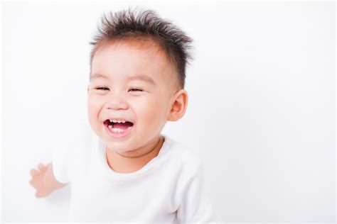 Retrato Asiático Niño Feliz Niños 1 Año 6 Meses Sonrisa Foto Premium