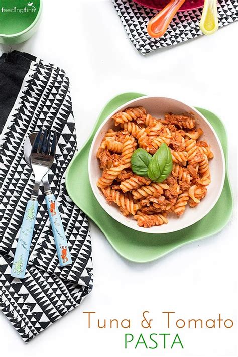 This healthy tuna pasta recipe is a great dinner option when you're stuck at home and crave italian comfort food. Tuna Tomato Pasta | Recipe in 2020 | Tuna tomato pasta ...