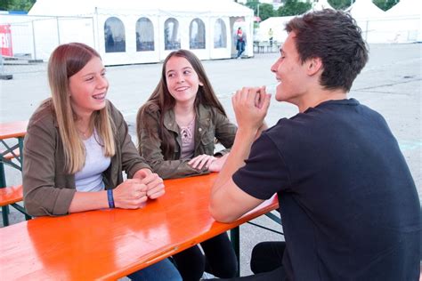 Wincent weiss (born january 21, 1993 in eutin, germany), is a german singer and model. Wincent Weiss: Ich bin nur ein Dorfjunge, der singt ...