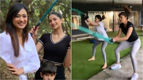 Watch Shweta Tiwari Workout At Gym With Daughter Palak Tiwari In Intense Video Health