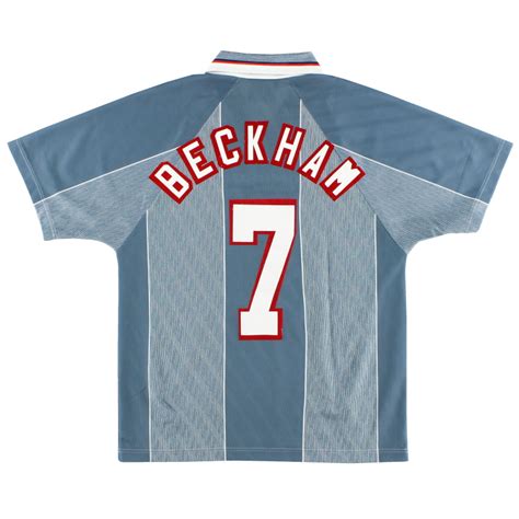 A shirt believed to have been worn by jason wilcox in the unofficial game against hong kong golden select on 26 may 1996. 1996-97 England Away Shirt Beckham #7 M for sale