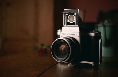 17 Vintage Cameras For Going To The Shutterbugs Ball