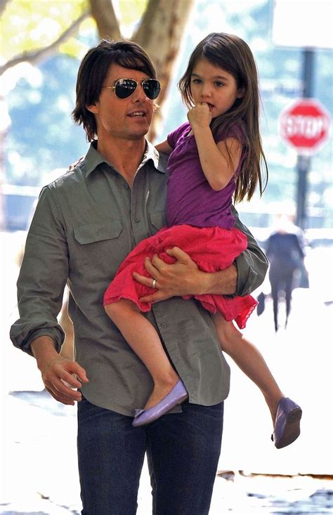 Tom Cruise And His Daughter Suri This Is What Suri Cruise The Hot Sex Picture