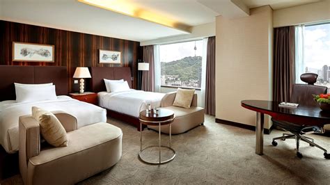 Book Hotel Rooms In Seoul Main Tower Club Access Deluxe Room Lotte