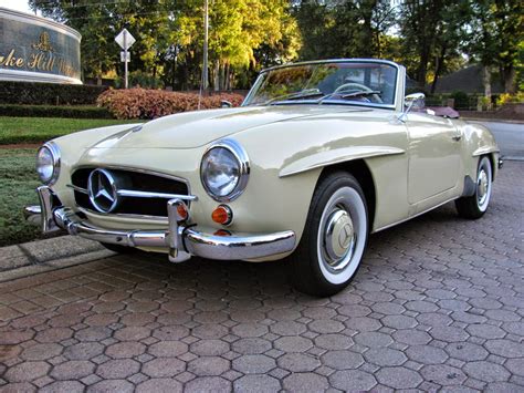 Sie stehen für eine längste vergangene eleganz, die auch heute noch weiterlebt. Mercedes-Benz 190SL OLDTIMER | BENZTUNING