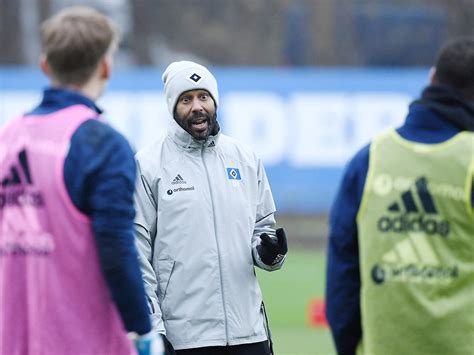 Der hamburger sv hat trainer daniel thioune entlassen. Niemand ist so laut wie er: HSV-Trainer Thioune warnt vor ...