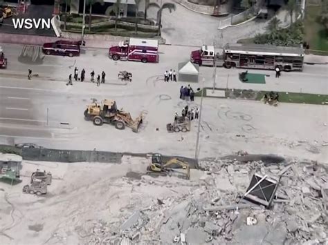 Building collapsed in surfside florida near miami beach. At least 1 hurt in Miami Beach building collapse - wptv.com