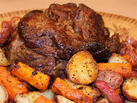 Close and lock the lid of the instant pot. roast beef and roasted potatoes recipe