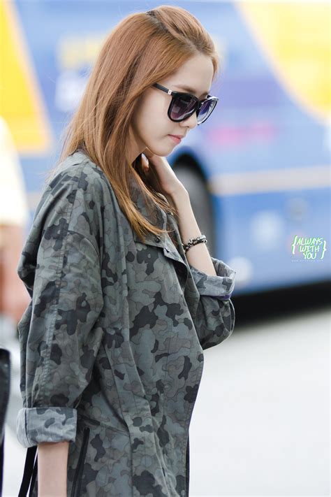 Yoona Airport 130913 Girls Generation Snsd Photo 35555098 Fanpop