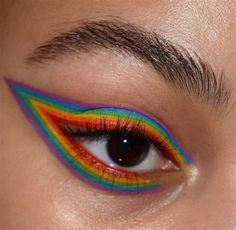 Pin By Stephania On ɱ ɑ K ɛ U P Rainbow Makeup Makeup Eye Makeup