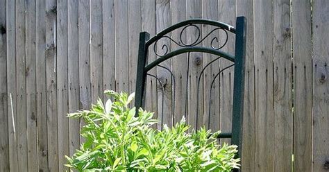 For the longest time, i had a blank wall in my courtyard behind a vintage iron sofa i scored at. Do it yourself ideas and projects: 17 Exceptional DIY Trellis Ideas For You Garden