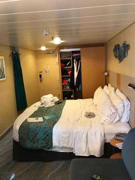 A second bath with shower is located on the main level. Boardwalk View Stateroom with Balcony, Cabin Category BV, Allure of the Seas